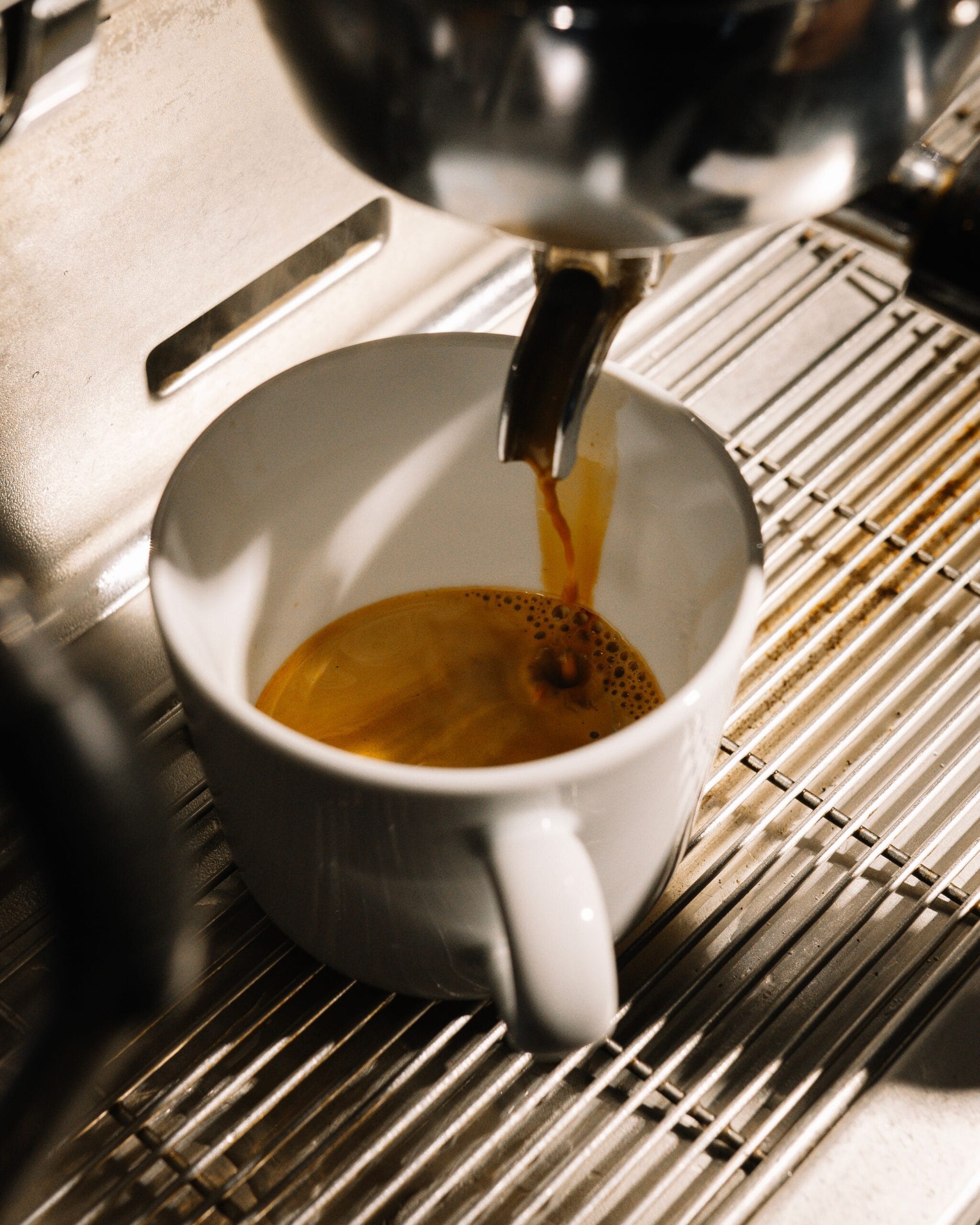 Brew and cool your coffee: Prepare a strong cup of coffee using your preferred method. Let it cool completely or use cold brew for a smoother taste. This ensures the drink doesn’t turn bitter when mixed.