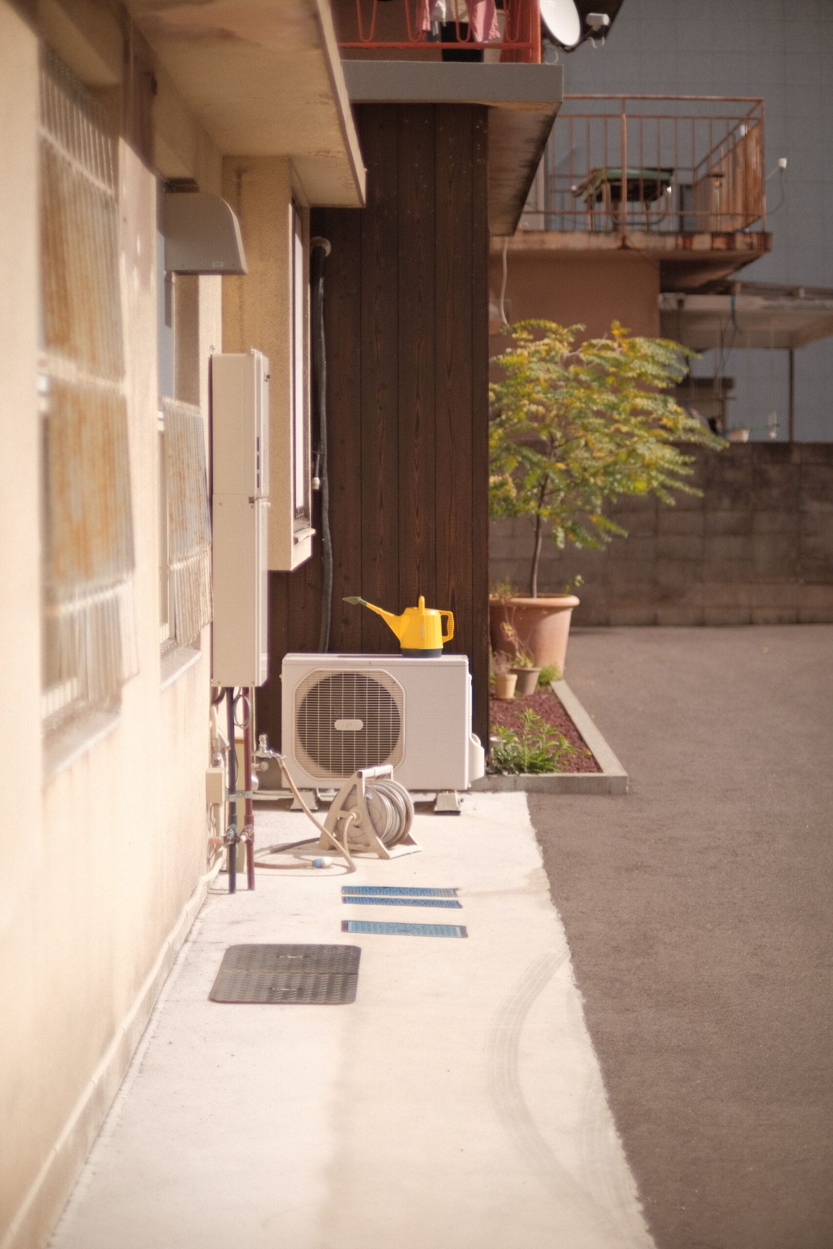 8. Keep the Outdoor Unit ClearRemove leaves, dust and debris from around the outdoor unit to ensure proper airflow. Blocked ventilation can make the compressor overheat.