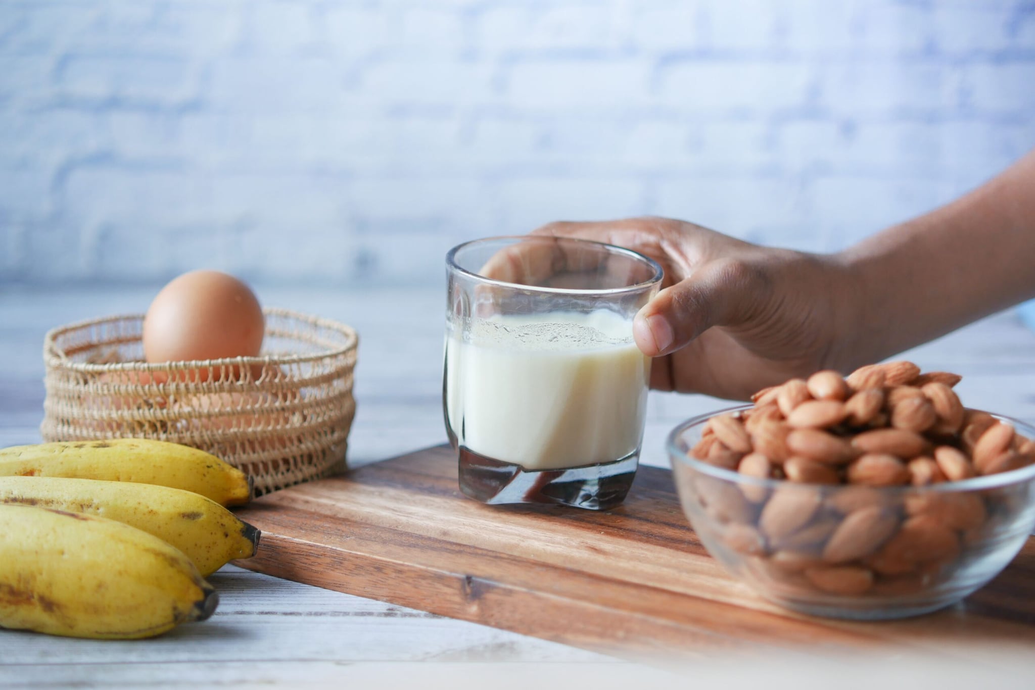 2. Protein Content: Both Are Rich SourcesCow milk and goat milk are both excellent sources of protein. A cup of either provides around 8 grams of protein, making them equally beneficial for muscle repair and overall health. 2. Protein Content: Both Are Rich SourcesCow milk and goat milk are both excellent sources of protein. A cup of either provides around 8 grams of protein, making them equally beneficial for muscle repair and overall health.
