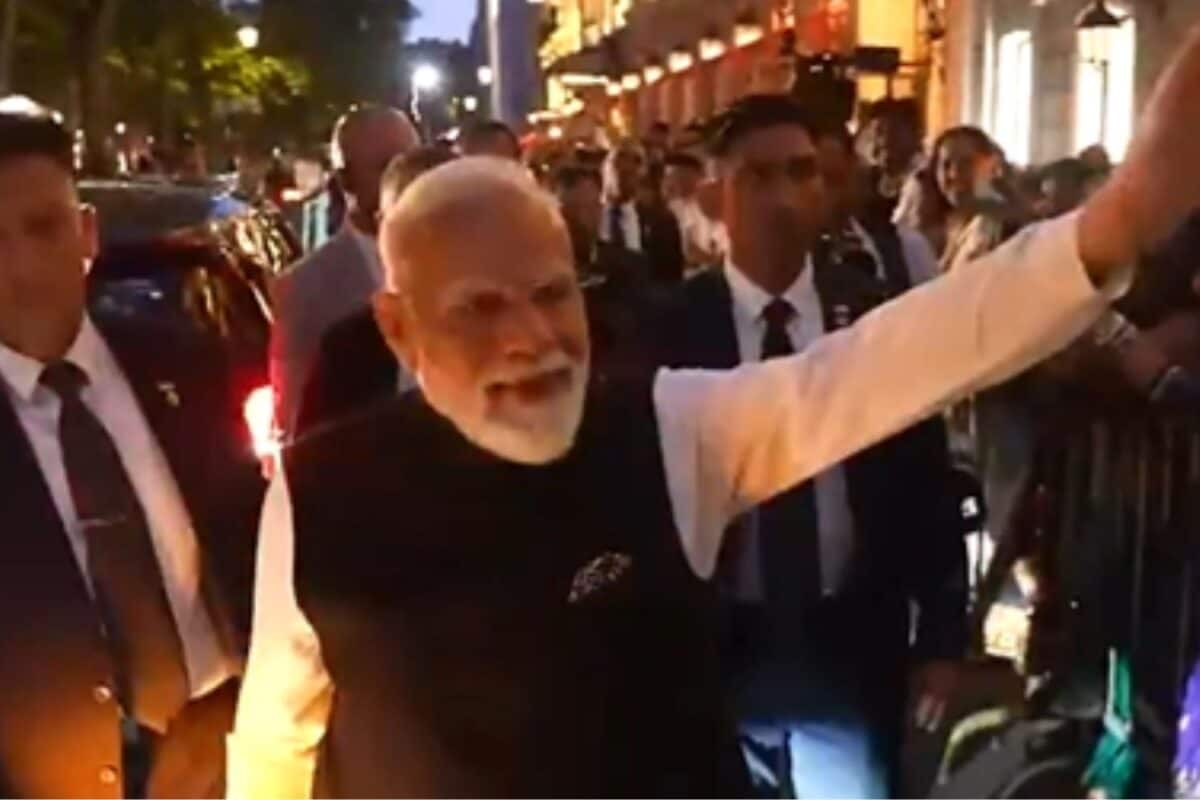 Indian Diaspora Welcomes PM Modi In Paris; Bilateral Talks And VivaTech Summit On Agenda | Video