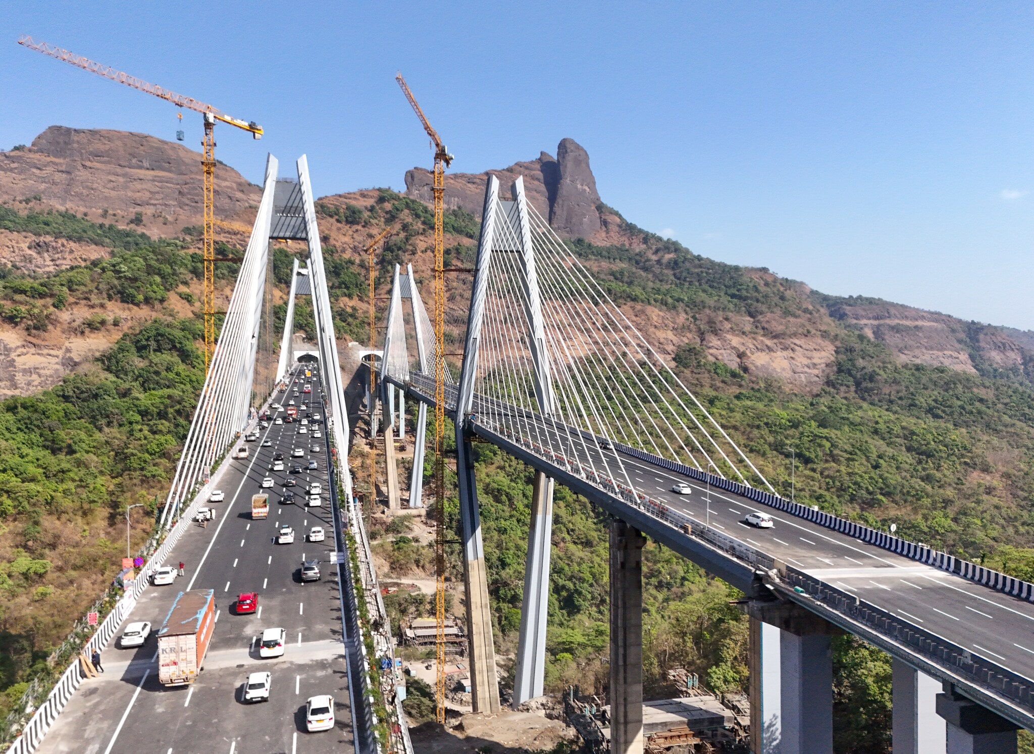 Pune-Bengaluru Expressway Route Finalised: Distance, Bypass Towns ...