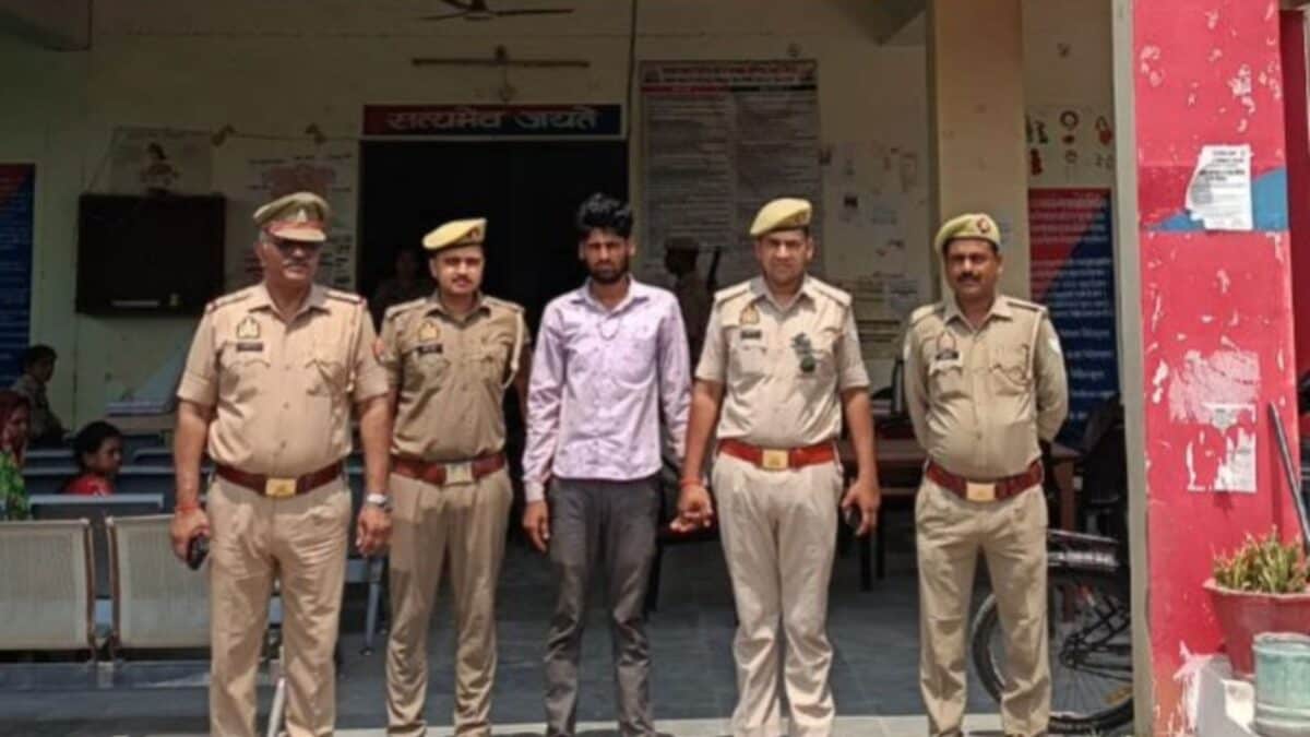 UP Man Rapes Teenager, Threatens Her Into Silence; Cases Surfaces After Pregnancy