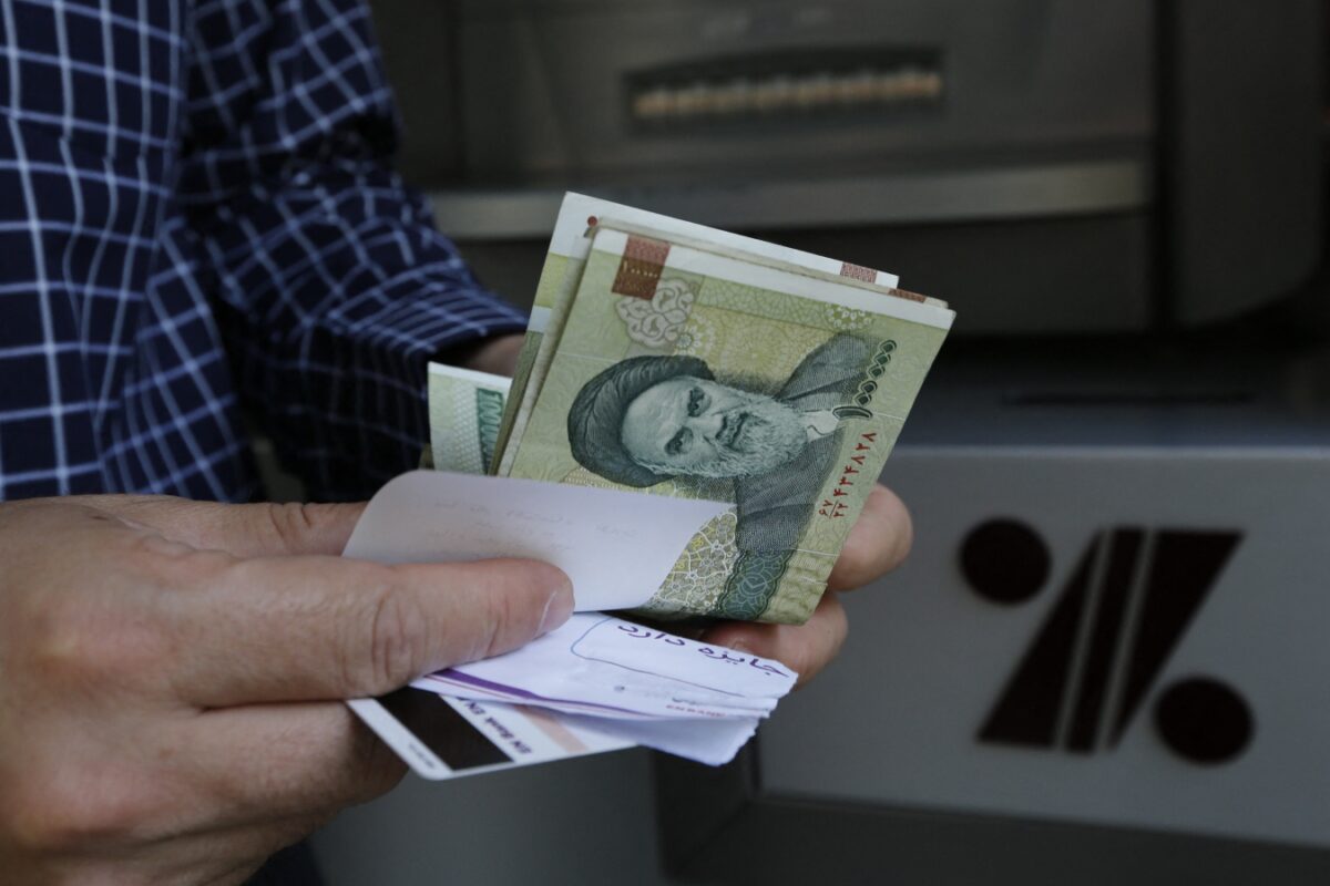 $24 Billion Iranian Cash To Be Freed In 4 Stages? US Deal Tied To Hormuz, Nuke Terms