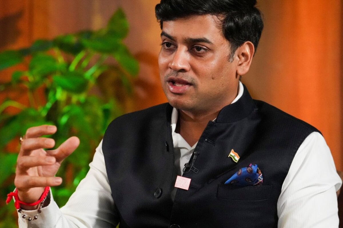 The ‘Tiger’ Trap: How Shrikant Shinde Engineered The Decisive Split In Uddhav’s Sena