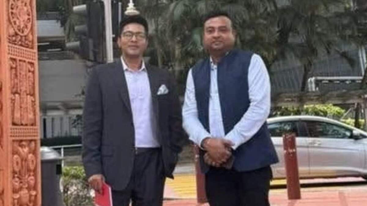 Who Is Sumit Roy, Abhishek Banerjee's 'Second-In-Command', Now Being Hunted By Cops In Land Case?