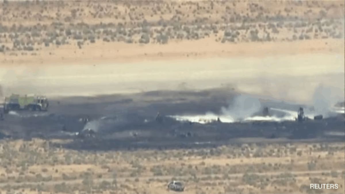 8 Dead After US Air Force B-52 Bomber Crashes In California