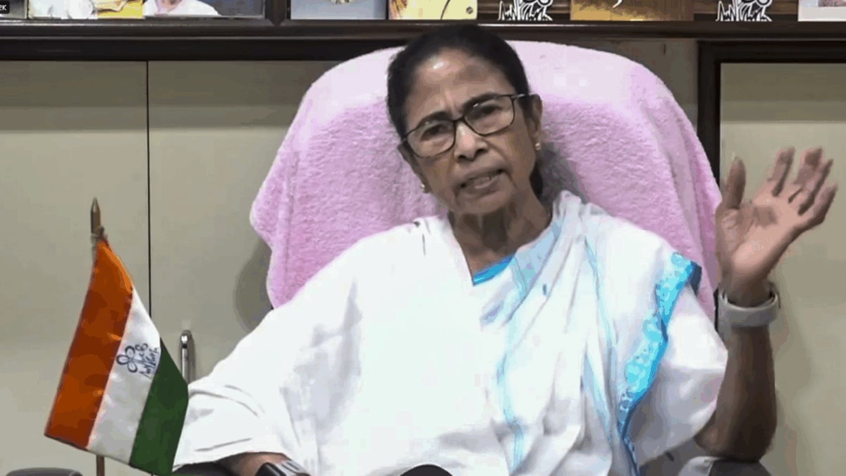 'Are They Trying For House Arrest?': Mamata Banerjee Alleges Bid To Block Her Baruipur Visit