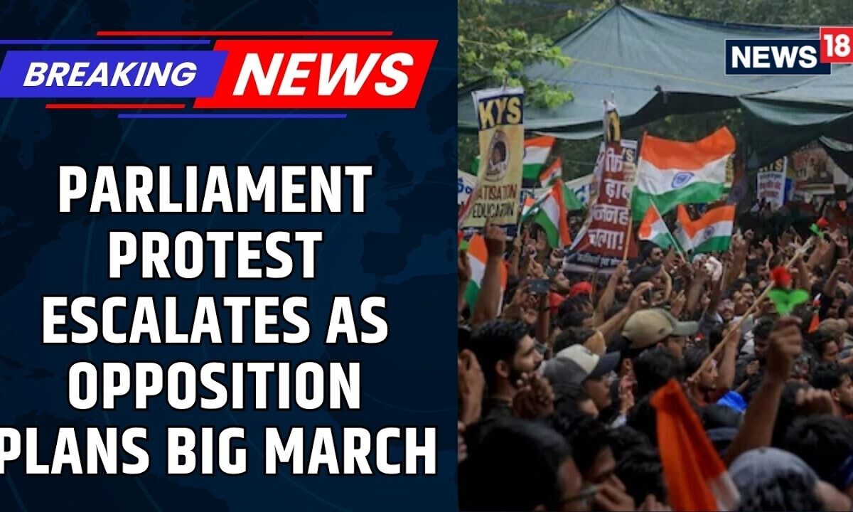 Opposition March to Rashtrapati Bhavan | Will Rahul Gandhi Join the Parliament Protest? | News18