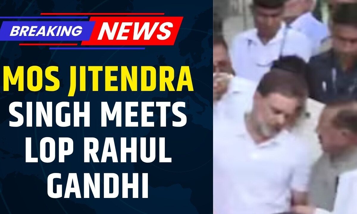 NEET Protest: MoS Jitendra Singh Speaks to LoP Rahul Gandhi Outside PM's Residence| News18