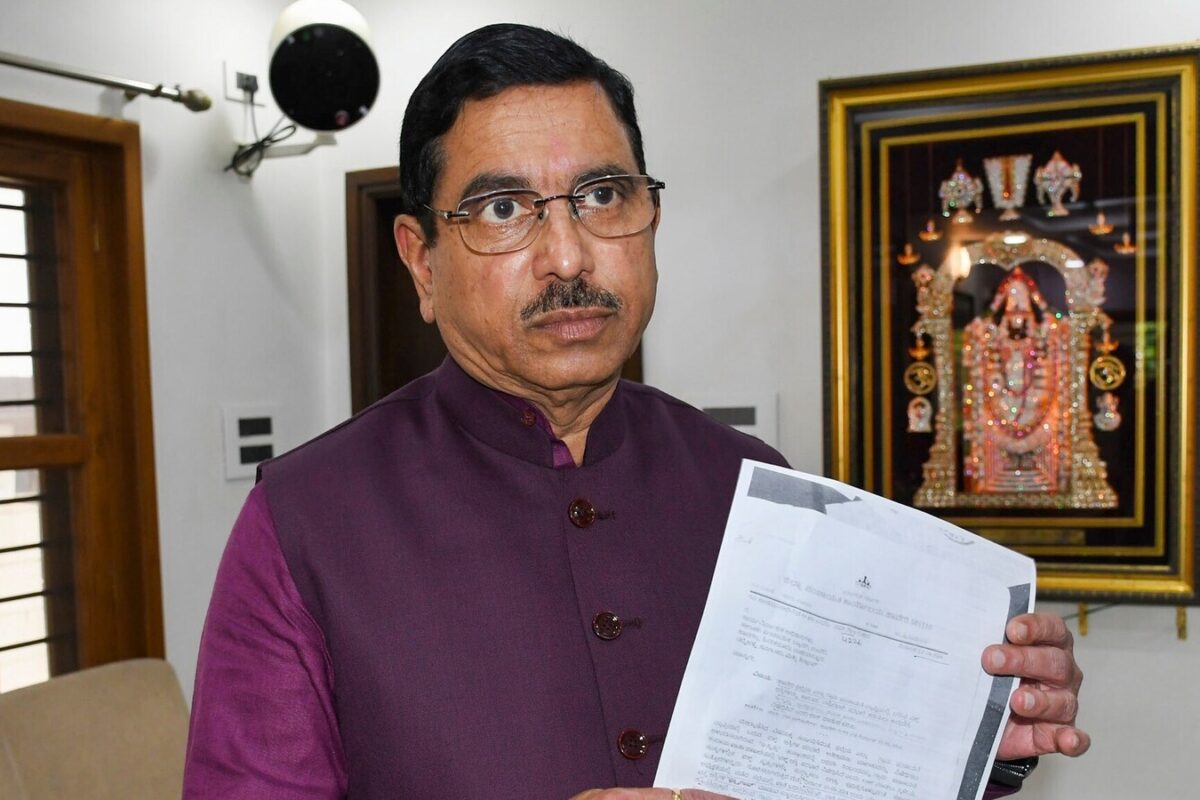 Pralhad Joshi’s New Syllabus: Why PM Modi Picked Him To Replace Dharmendra Pradhan As Education Minister