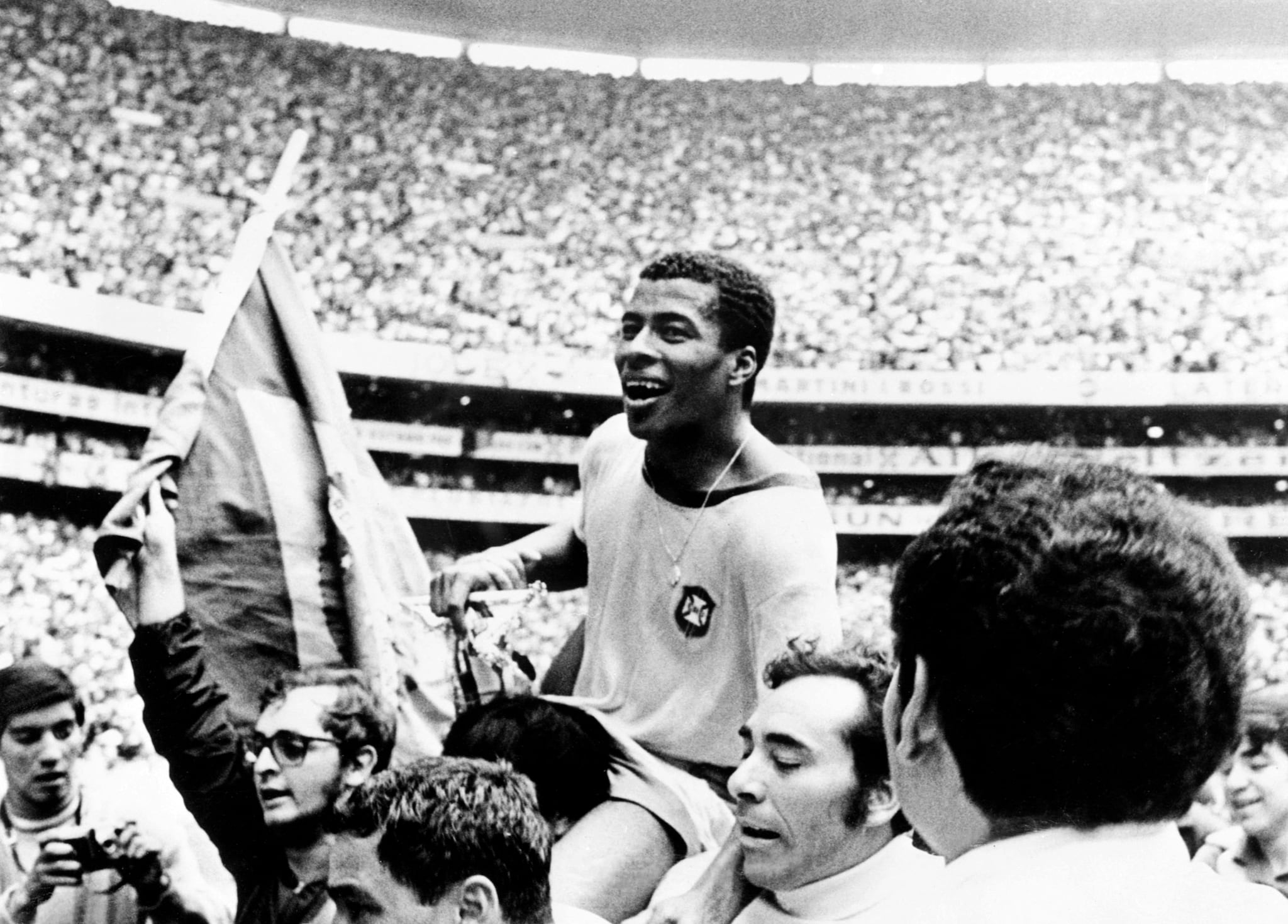  10 (7 goals, 3 assists) Jairzinho scored in every match as Brazil won the 1970 World Cup, finishing with seven goals and three assists. (AFP)