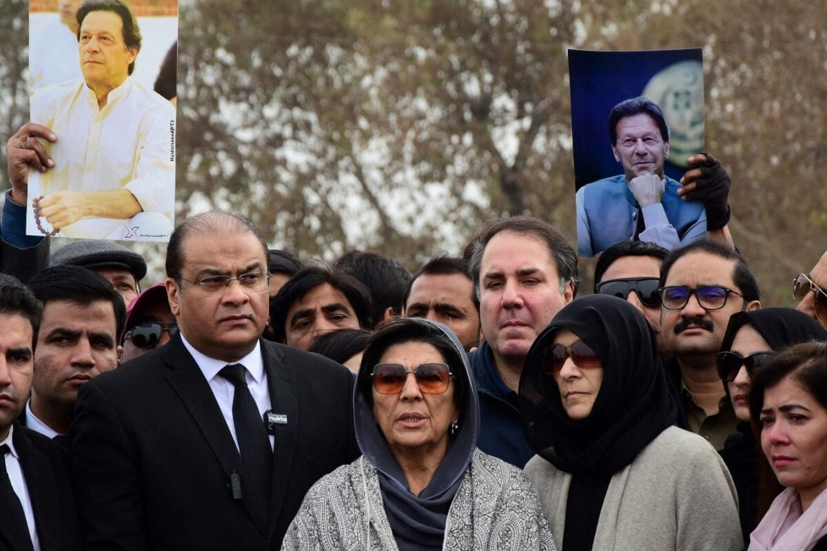 Imran Khan’s Sister Rejects One-Day Protest, Calls For Sustained Agitation To Free Former Pak PM