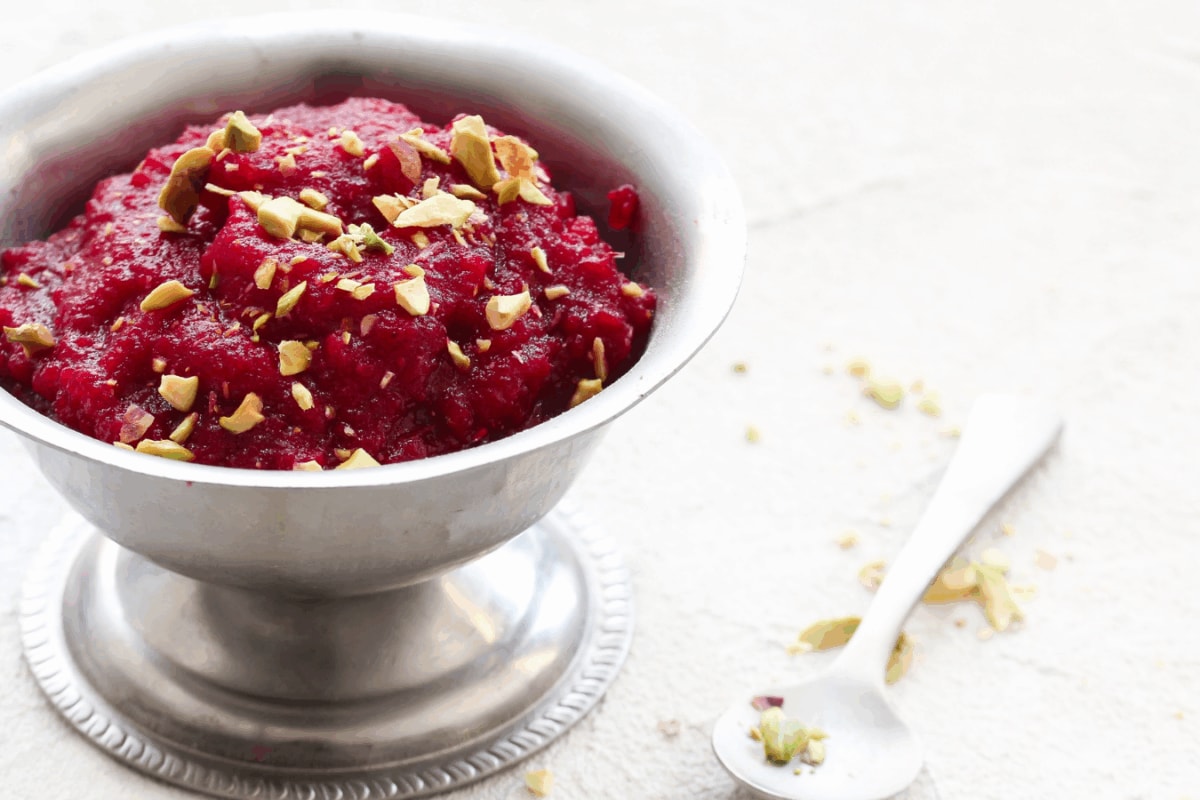 This Easy Beetroot Halwa Recipe Will Change The Way You Eat Beetroot