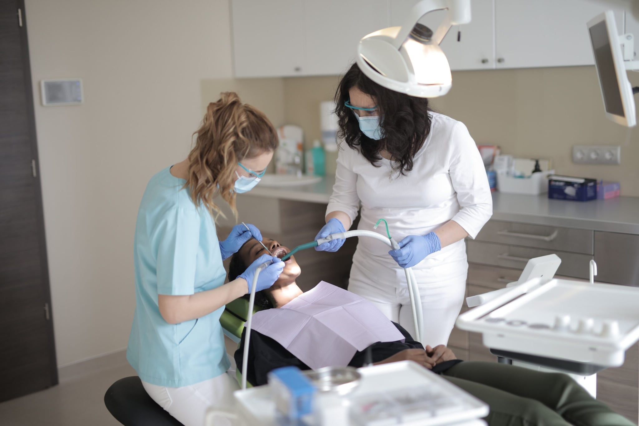 Dental Consulting: Many hospitals look for dental consultants to improve their dentistry practices by guiding and training other dentists, improving their marketing and human resource practices. (Image: Pexels)