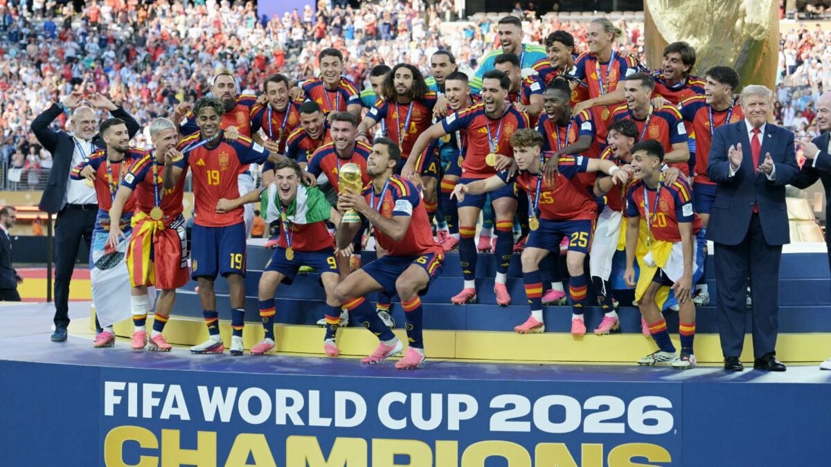 Trump lingers on the podium as Spain try to lift the World Cup