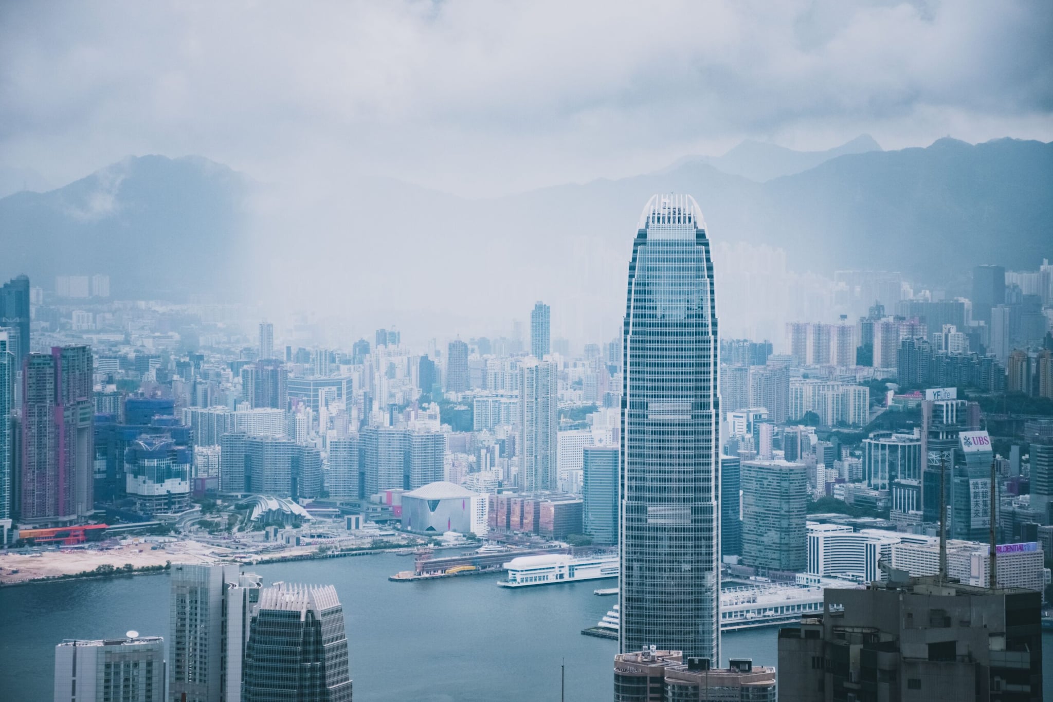 Hong Kong: Fierce competition for space makes Hong Kong's real estate market notoriously punishing. This severe land constraint, combined with a heavily premium retail sector, secures its spot among the priciest cities. (Image: Pexels)