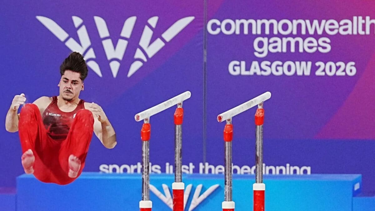 Gymnast Gabriel Langton hospitalised after high-bar fall halts CWG final