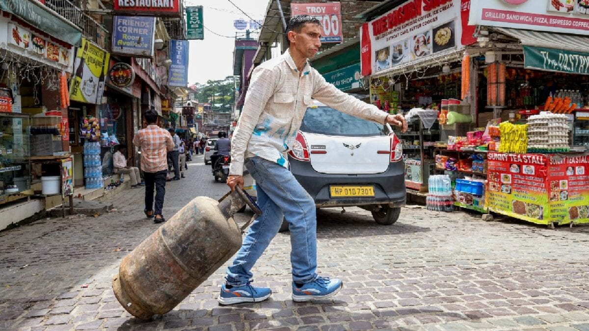 Will Iran-US War Trigger Fresh LPG Shock For India? Why Crude Oil Supplies May Stay Secure