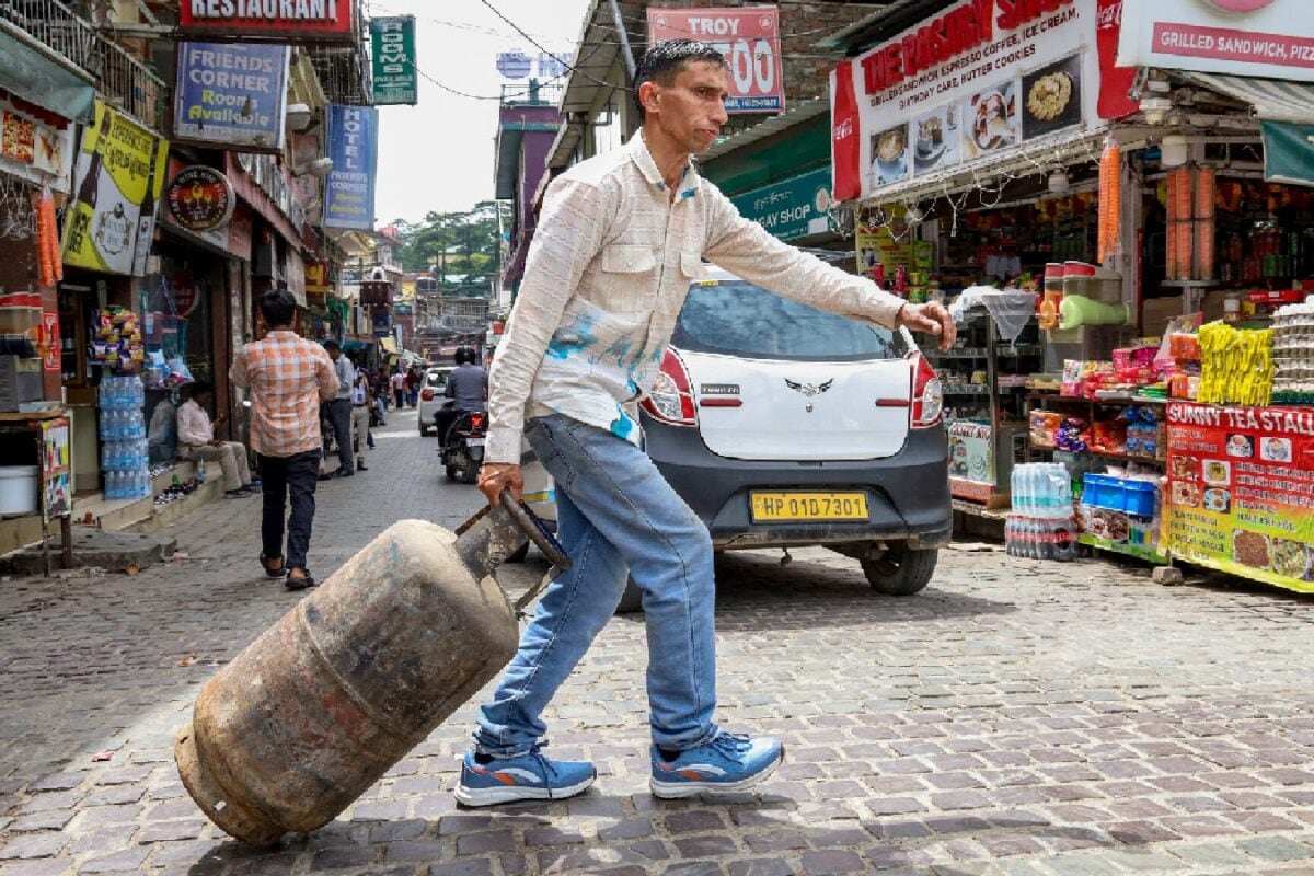 Will Iran-US War Trigger Fresh LPG Shock For India? Why Crude Oil Supplies May Stay Secure