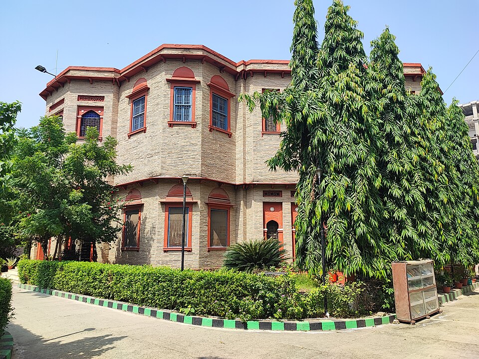Khuda Bakhsh Oriental Public Library, Patna (1842)Famous for its collection of oriental manuscripts, this library houses rare Islamic texts, miniature paintings, and historical documents from across Asia. Khuda Bakhsh Oriental Public Library, Patna (1842)Famous for its collection of oriental manuscripts, this library houses rare Islamic texts, miniature paintings, and historical documents from across Asia.