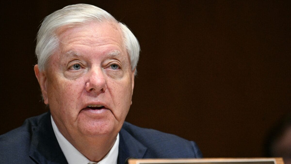 'I Can't Die Now': Lindsey Graham Joked After Feeling Unwell, Refused Medical Help Before Death