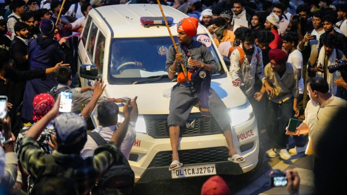 'Uniform Doesn't Lessen Pain': Delhi Police's Message After CJP Agitation Leaves 118 Personnel Injured