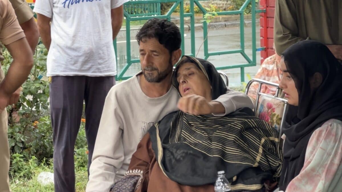 Routine Duty Turns Fatal: J&K Head Constable Killed In Chilling Anantnag Attack