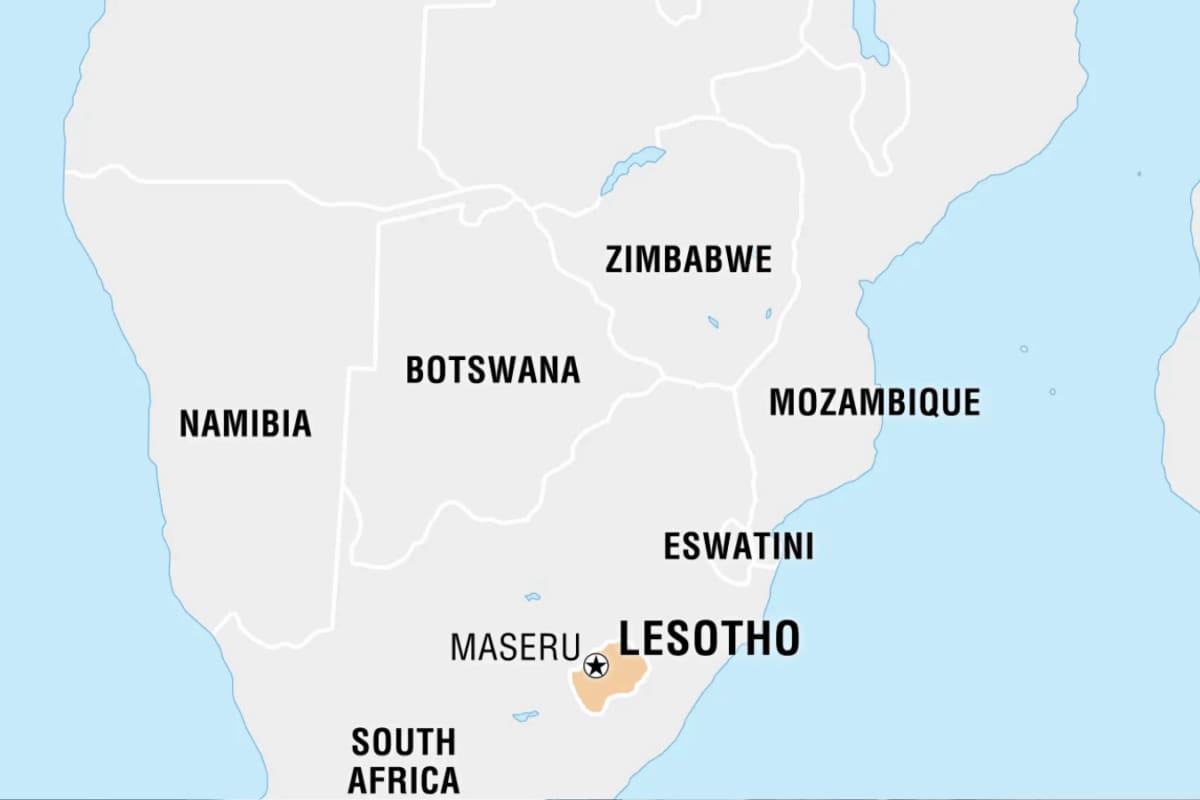 If You Look Closely At South Africa's Map, You’ll Find A Whole Country Hidden Inside It