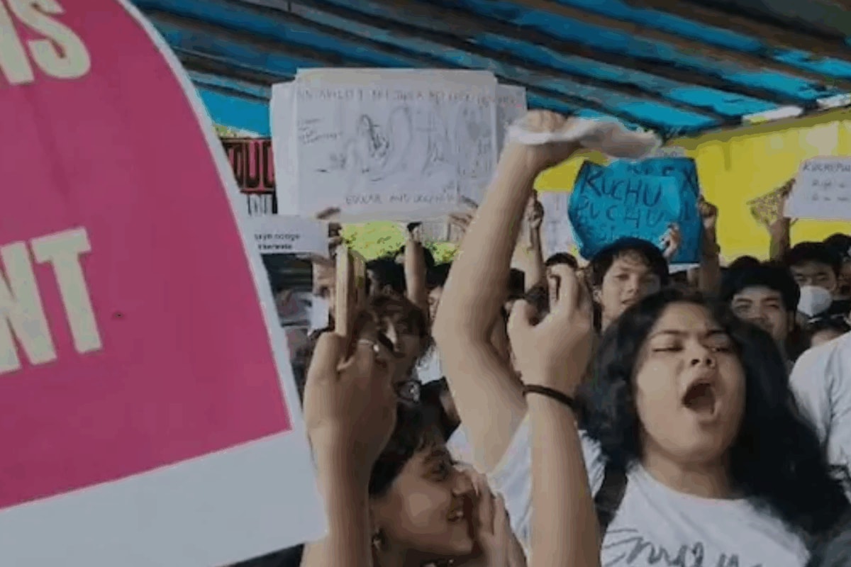 'Don't Attack Or Troll Him': Assam CM Himanta After His Minister's Daughter Seen At NEET Protest