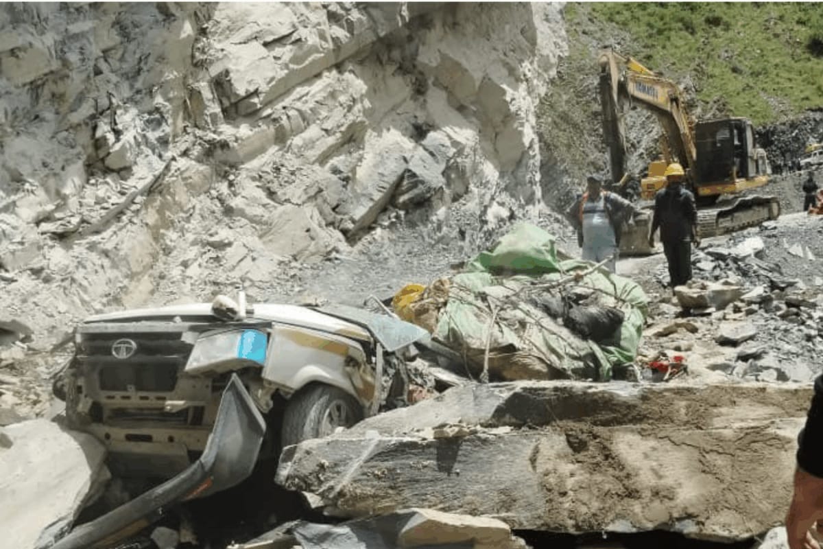 13 Killed As Car Gets Buried Under Landslide Debris In Himachal Pradesh's Lahaul-Spiti