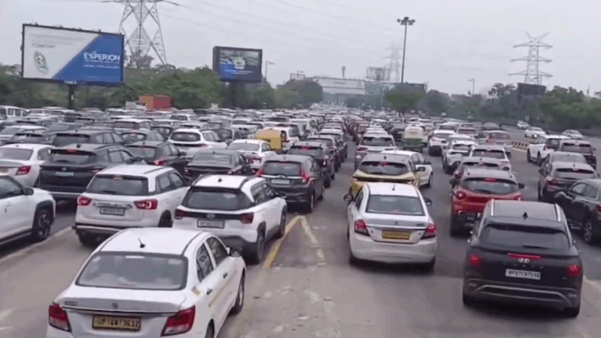 Vehicle checks for Parliament march choke roads across Delhi-NCR