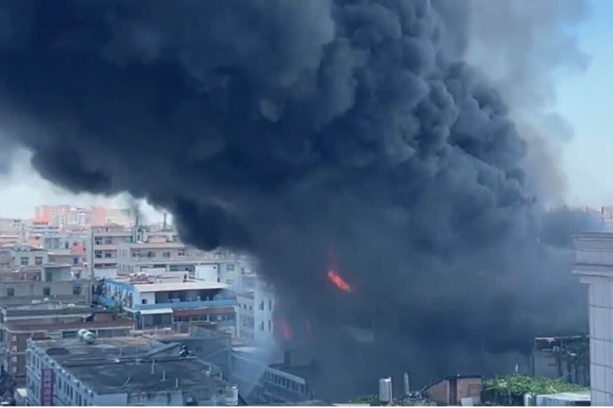 Horrifying Videos Show Workers Fleeing Deadly China Shoe Factory Fire