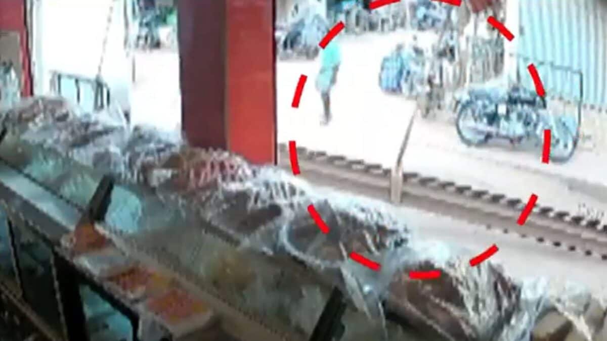 Chennai Child Dies After Sewer Pipe Falls from Crane
