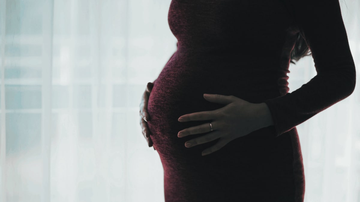 Doctor Recalls New Mother's 14-Day COVID Fight in ICU