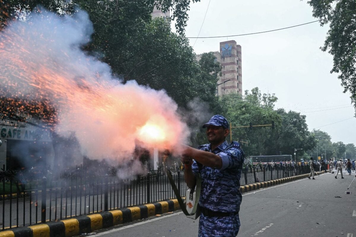 RAF Personnel Fired 7 Pellet Gun Rounds During CJP's Parliament March, 5 Struck Protesters: Probe