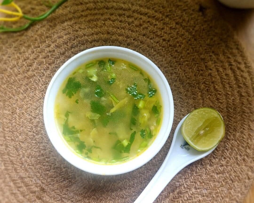 Soothing Drumstick & Garlic Soup: Boil drumstick pulp with crushed garlic, black pepper, and butter, then blend and strain. This aromatic, velvety soup acts as a natural decongestant, warming your throat while fighting off seasonal chills, coughs, and respiratory sluggishness. Soothing Drumstick & Garlic Soup: Boil drumstick pulp with crushed garlic, black pepper, and butter, then blend and strain. This aromatic, velvety soup acts as a natural decongestant, warming your throat while fighting off seasonal chills, coughs, and respiratory sluggishness.