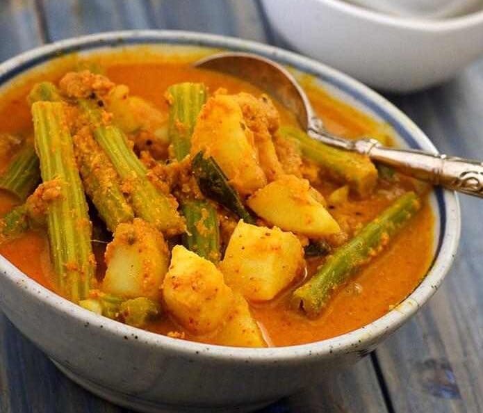 Spiced Drumstick Dry Curry (Poriyal): Steam chopped drumstick pieces and toss them with mustard seeds, curry leaves, grated coconut, and mild spices. This simple, flavourful South Indian stir-fry provides a satisfying crunch and makes a nutritious side dish for balanced monsoon lunches. Spiced Drumstick Dry Curry (Poriyal): Steam chopped drumstick pieces and toss them with mustard seeds, curry leaves, grated coconut, and mild spices. This simple, flavourful South Indian stir-fry provides a satisfying crunch and makes a nutritious side dish for balanced monsoon lunches.