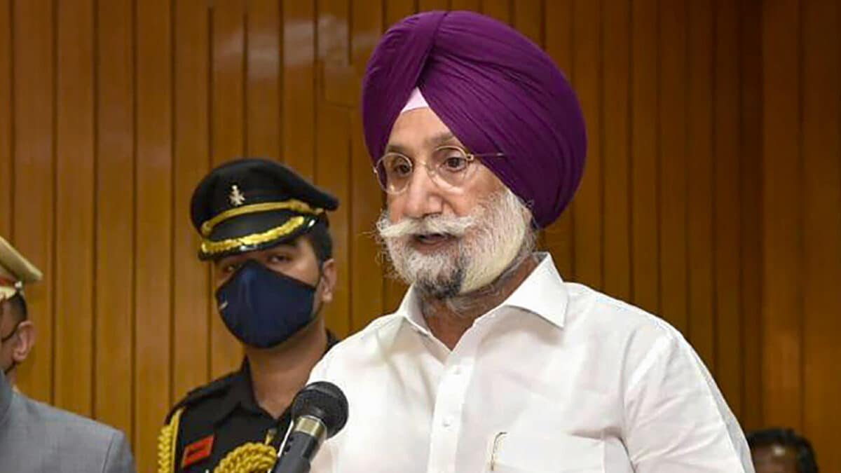 Factional Feuds: How Sukhjinder Randhawa’s Rebellion Deepens Congress Crisis In Punjab And Rajasthan