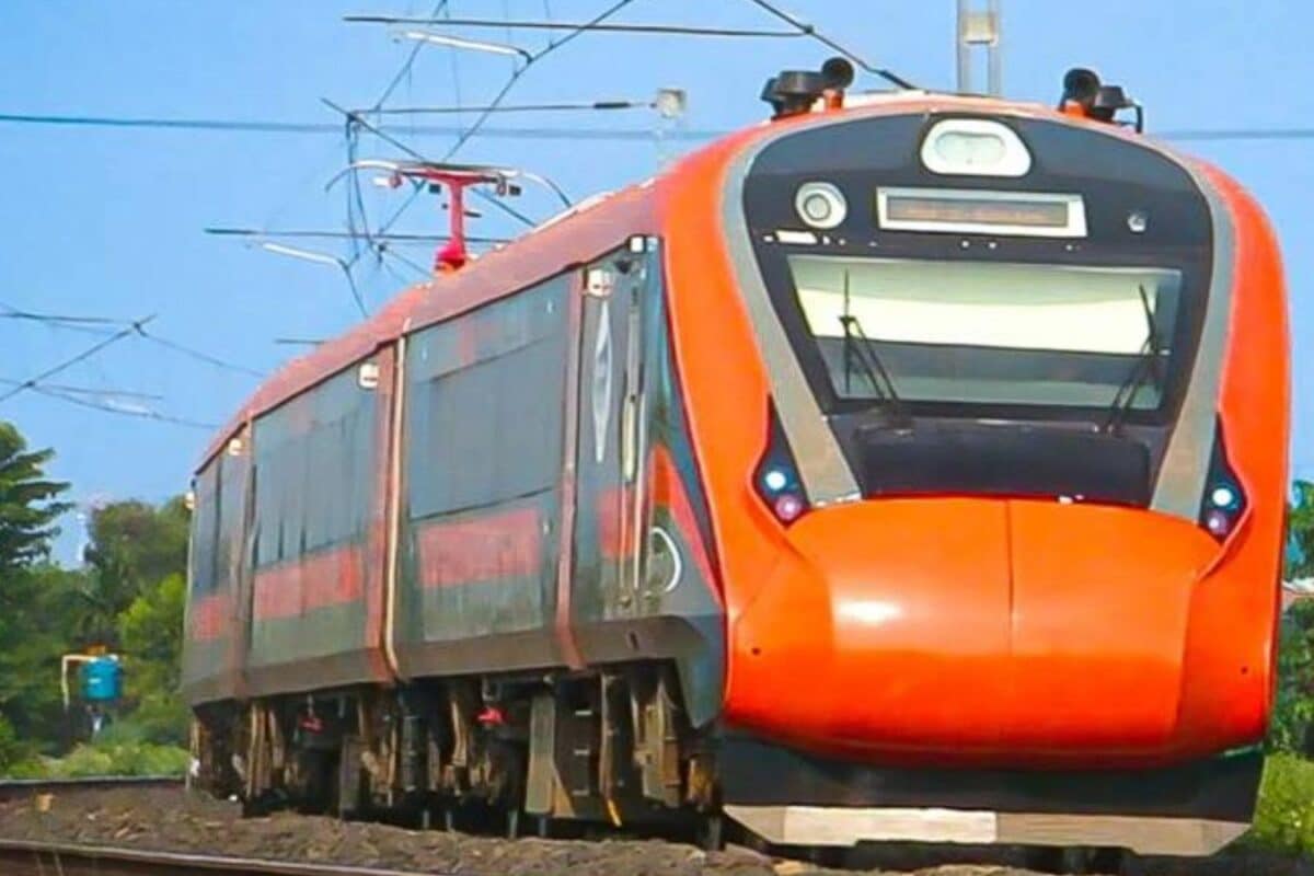8 RailOne App Hacks That Will Speed Up Your Next Tatkal Train Ticket Booking