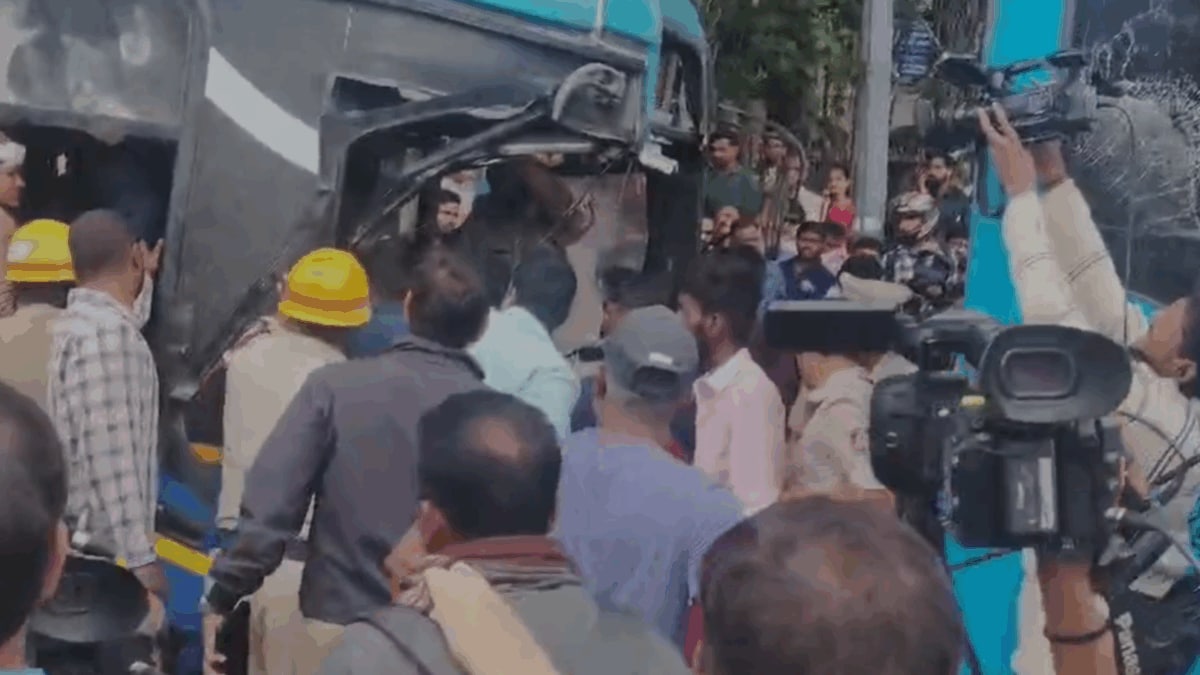 Five Injured After BMTC Bus Crashes Into Electric Bus In Bengaluru | Video