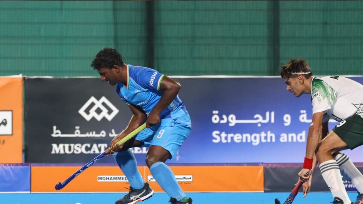 Pakistan field six in Hockey 5s, penalised as India win 7-3