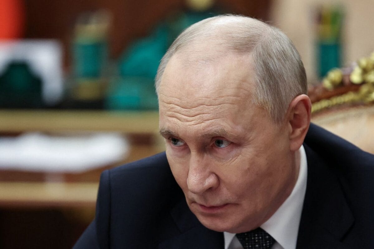Is Russia Helping Iran In Attacking CIA Sites In Gulf? Here's What We Know