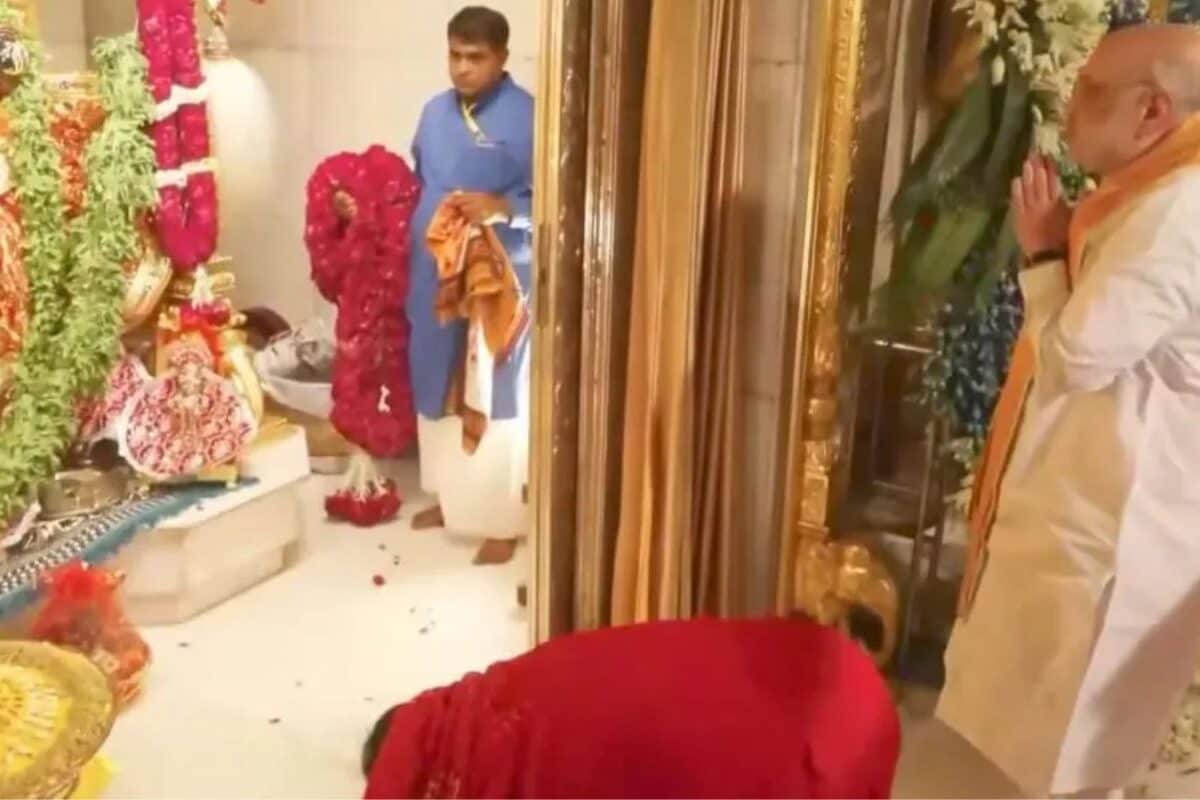 Amit Shah Attends Mangla Aarti As Ahmedabad's 149th Jagannath Rath Yatra Begins: Watch