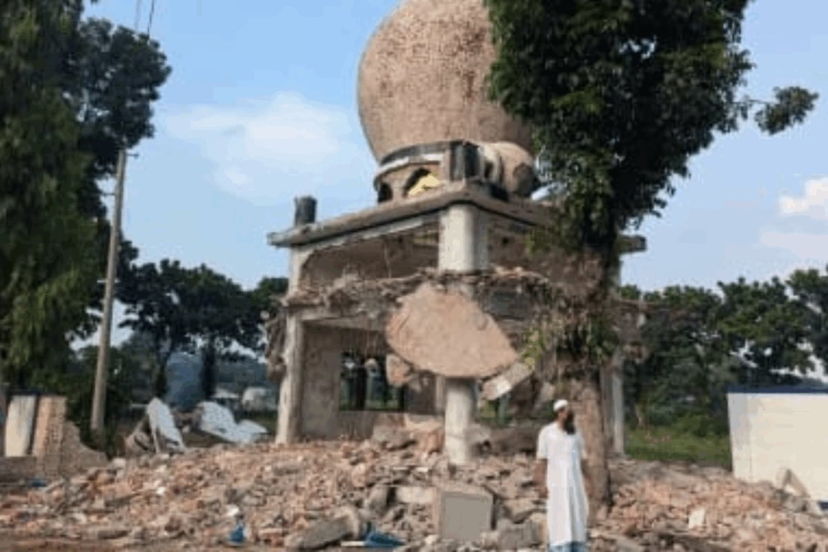 After Hindus, Bangladesh Radicals Targeting Sufis: Shrines, Urs And Music Under Attack | Exclusive
