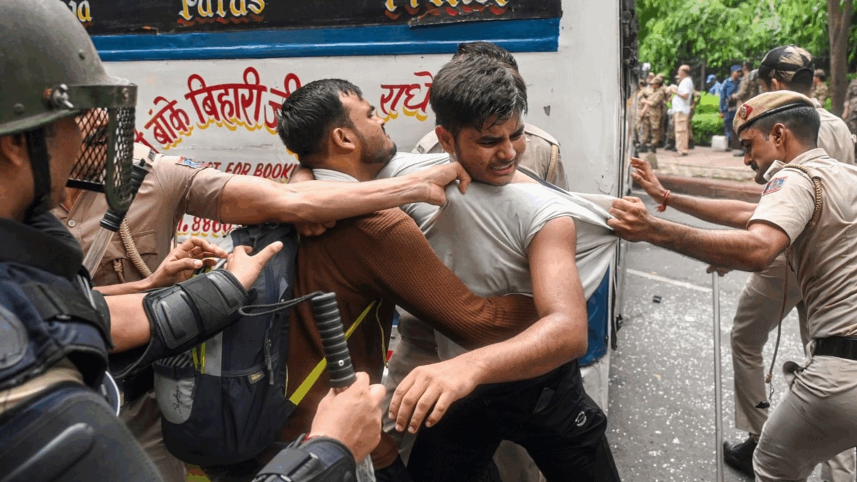 Pellet Guns, Non-Lethal Measures Were Authorised By Delhi Police During CJP Protest: CRPF Review