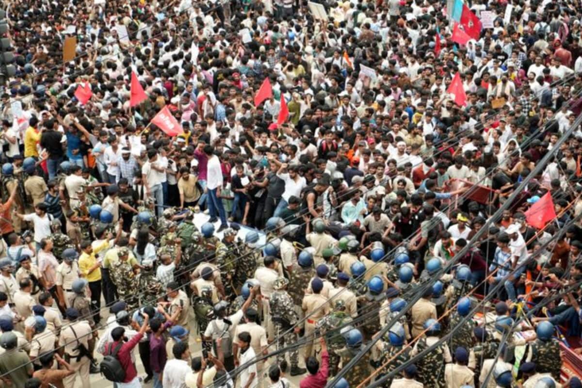 Delhi Police Defends Crowd-Control Action, Says Unruly Mob Hijacked Students’ Protest | Exclusive