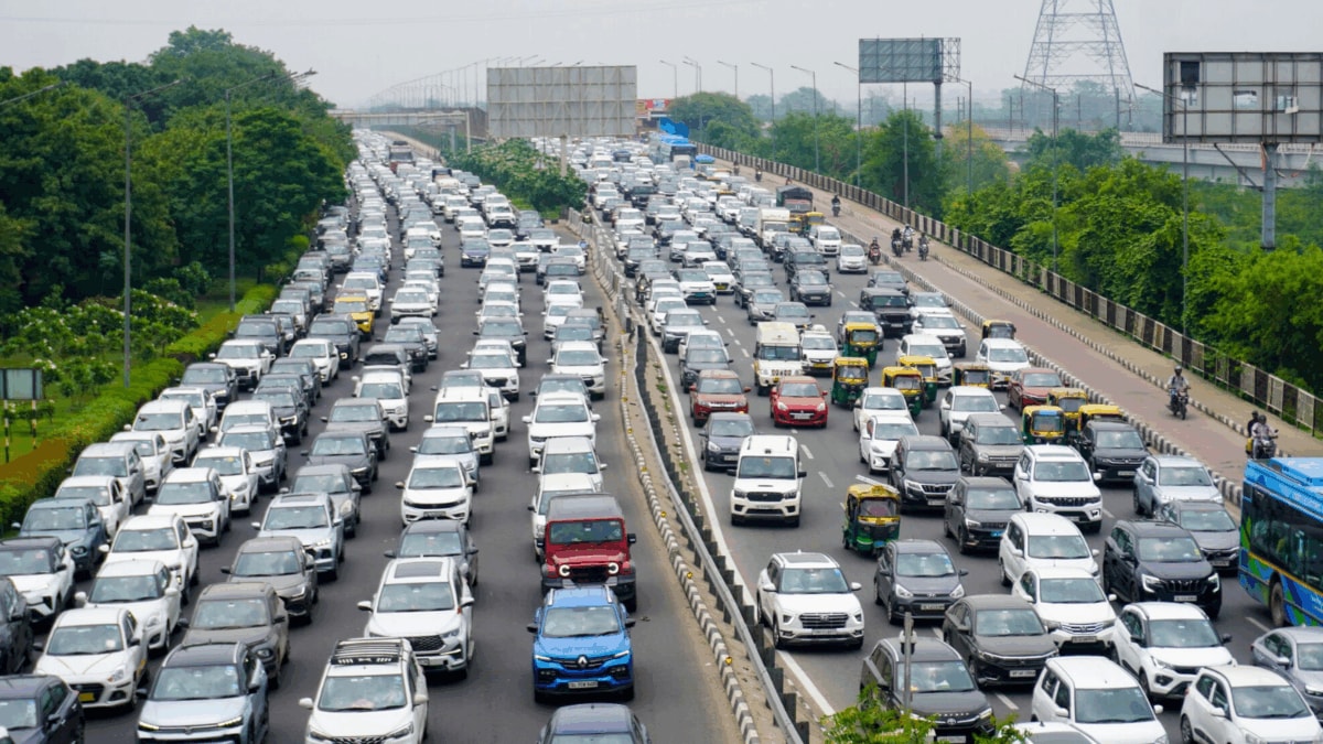 Farmers' Protest in Delhi Causes Traffic Disruptions