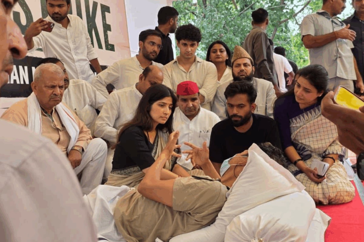 Dimple Yadav's Meet With Sonam Wangchuk: A Calculated Bet On Youth Ahead Of 2027 UP Polls?