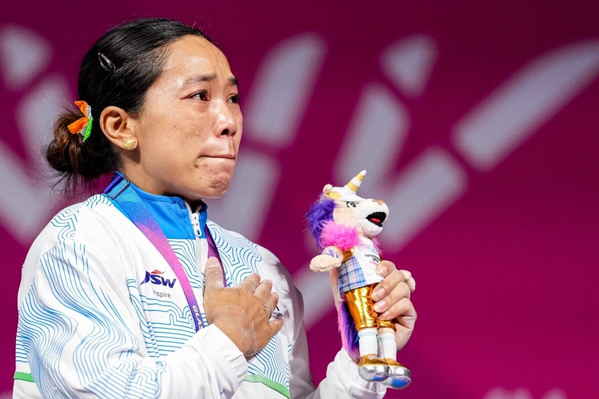 Mirabai Chanu Creates History, Becomes The First Female Weightlifter To..
