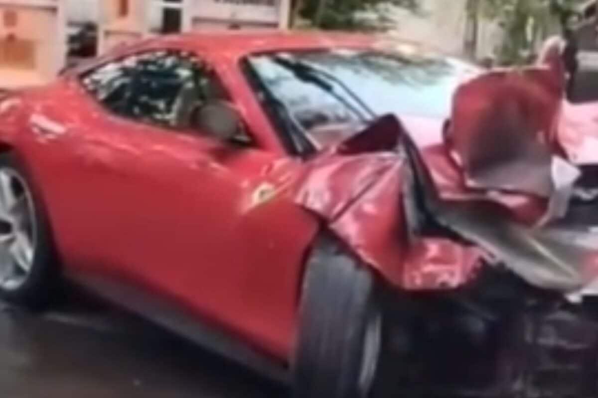 Speeding Ferrari Crashes Into Hyderabad Apartment Gate, Occupants Flee Leaving Luxury Car Behind | Video